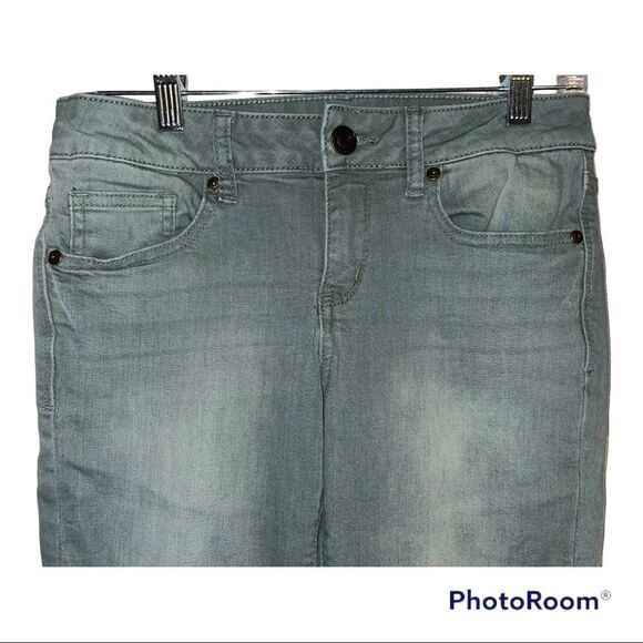 SO Capri SAGE GREEN Womens denim Jeans Juniors Size 5 Stretch Crop - Picture 3 of 4